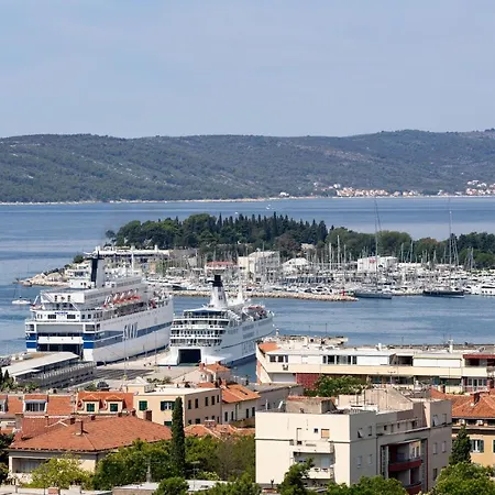 Charming Pensión Split