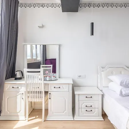 Charming 3* 스플리트